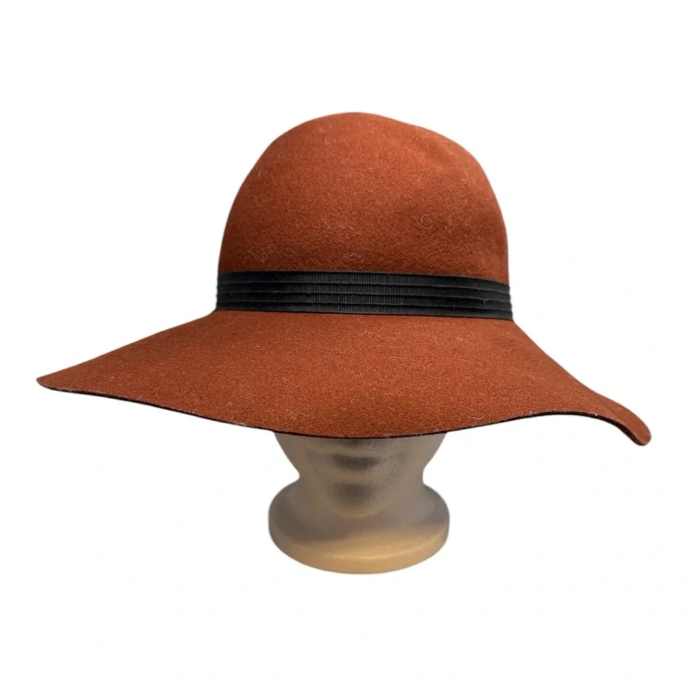 Goorin Bros. Fancy style hat